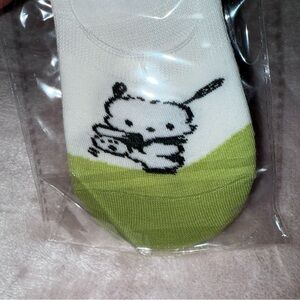 ✨✨5/$10✨✨ Sanrio character Socks 1 Pair Pochacco Lightweight No Show New